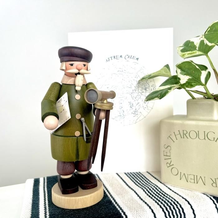 お香立て．煙り出し人形，お香人形