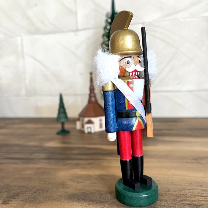 ドイツ KWO社 くるみ割り人形 赤の王様 36cm - クリスマス
