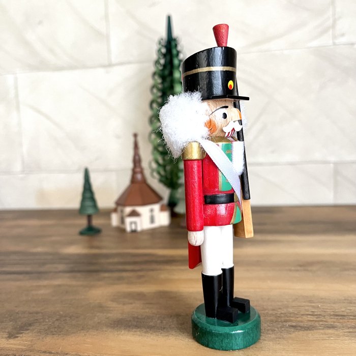 ドイツ くるみ割り人形 シュタインバッハ ザイフェン クリスマス 木工品