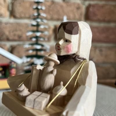 ドイツ製　Bettina Franke　春を呼ぶ女の子　木製人形 木のおもちゃ Atelier CoCoRo & | ヨーロッパから木の