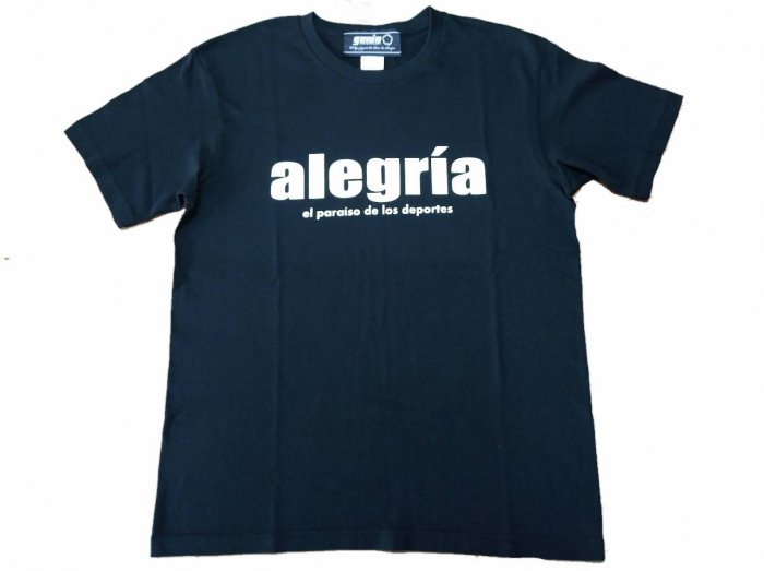 【alegria/アレグリア】 alegria/アレグリア 定番ロゴ Tシャツ (BLACK-WHITE) -  alegria（アレグリア）｜「フットボール・フットサルのある喜び・楽しみ」をコンセプトに、フットボール・フットサルをメインとしたストリートファッションスタイルを提案するセレクトショップで...