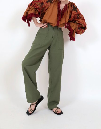 <img class='new_mark_img1' src='https://img.shop-pro.jp/img/new/icons11.gif' style='border:none;display:inline;margin:0px;padding:0px;width:auto;' />2022SS「DEUS」MONA FATIGUE PANT