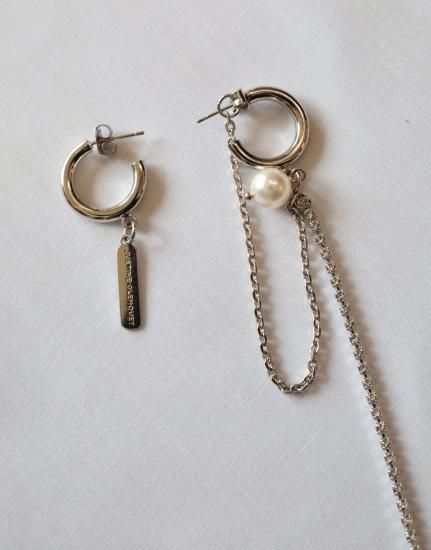 <img class='new_mark_img1' src='https://img.shop-pro.jp/img/new/icons47.gif' style='border:none;display:inline;margin:0px;padding:0px;width:auto;' />JUSTINE CLENQUETChloe earrings