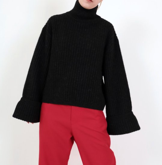 <img class='new_mark_img1' src='https://img.shop-pro.jp/img/new/icons21.gif' style='border:none;display:inline;margin:0px;padding:0px;width:auto;' />40%OFF 「rito structure」Wool Wide Sweater