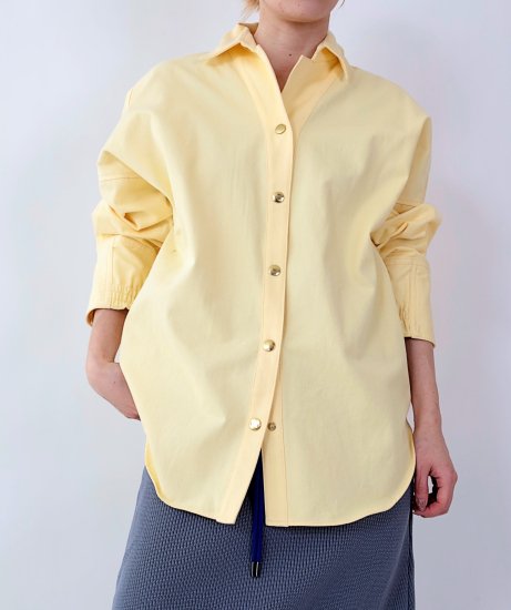 <img class='new_mark_img1' src='https://img.shop-pro.jp/img/new/icons11.gif' style='border:none;display:inline;margin:0px;padding:0px;width:auto;' /> 「30」 DROP SHOULDER SHIRT