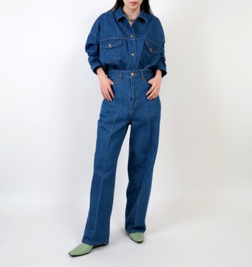 <img class='new_mark_img1' src='https://img.shop-pro.jp/img/new/icons11.gif' style='border:none;display:inline;margin:0px;padding:0px;width:auto;' />2023 「IIROT」 Jeans Shirt