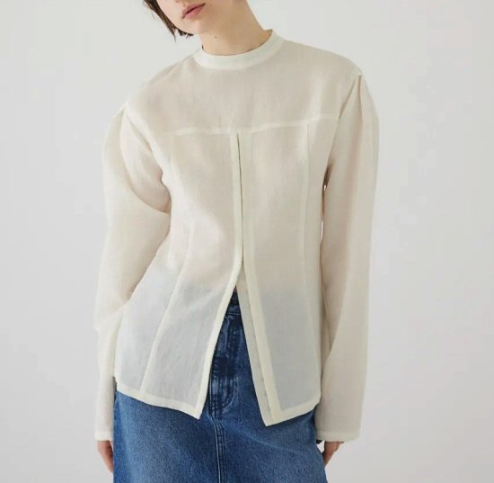 <img class='new_mark_img1' src='https://img.shop-pro.jp/img/new/icons47.gif' style='border:none;display:inline;margin:0px;padding:0px;width:auto;' />2024SSRIM.ARK Front hook blouse