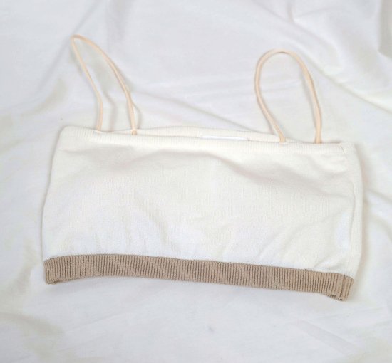 <img class='new_mark_img1' src='https://img.shop-pro.jp/img/new/icons11.gif' style='border:none;display:inline;margin:0px;padding:0px;width:auto;' />2024 KAYLE WASHI KNIT BRA TOP