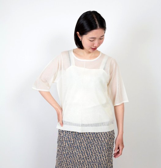 <img class='new_mark_img1' src='https://img.shop-pro.jp/img/new/icons47.gif' style='border:none;display:inline;margin:0px;padding:0px;width:auto;' />2024 CLOCHE  Set Up Sheer Knit  Tops