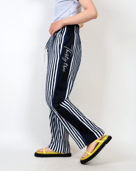 <img class='new_mark_img1' src='https://img.shop-pro.jp/img/new/icons11.gif' style='border:none;display:inline;margin:0px;padding:0px;width:auto;' />2024 30 STRIPE PANTS