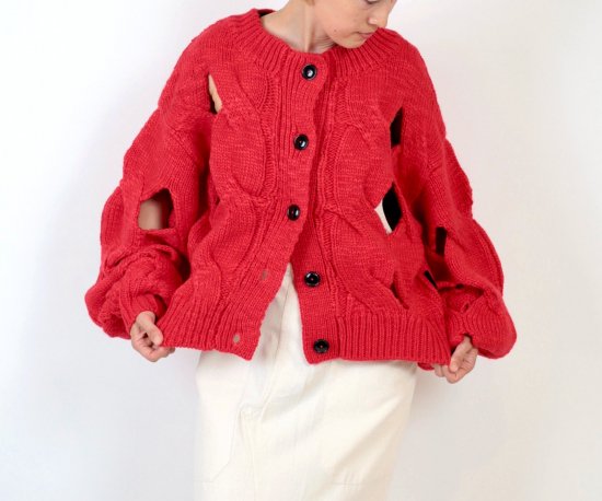 <img class='new_mark_img1' src='https://img.shop-pro.jp/img/new/icons47.gif' style='border:none;display:inline;margin:0px;padding:0px;width:auto;' />20241 Big Aran Knit Cardigan