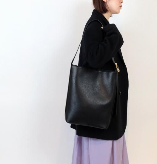 2025 「BRIE LEON」 EVERYDAY BUCKET BAG - Bond Online Shop