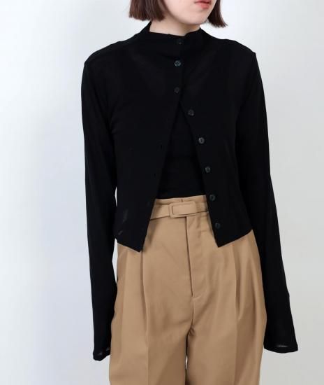 <img class='new_mark_img1' src='https://img.shop-pro.jp/img/new/icons47.gif' style='border:none;display:inline;margin:0px;padding:0px;width:auto;' />2025 IIROT Cropped Cardigan