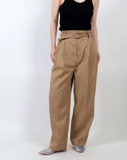 <img class='new_mark_img1' src='https://img.shop-pro.jp/img/new/icons11.gif' style='border:none;display:inline;margin:0px;padding:0px;width:auto;' />2025 IIROT Cotton Touch Tuck Trouser