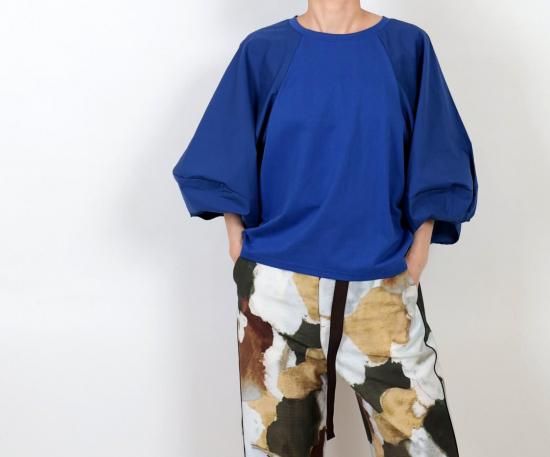 <img class='new_mark_img1' src='https://img.shop-pro.jp/img/new/icons11.gif' style='border:none;display:inline;margin:0px;padding:0px;width:auto;' />CLOCHE lantern sleeve TEE