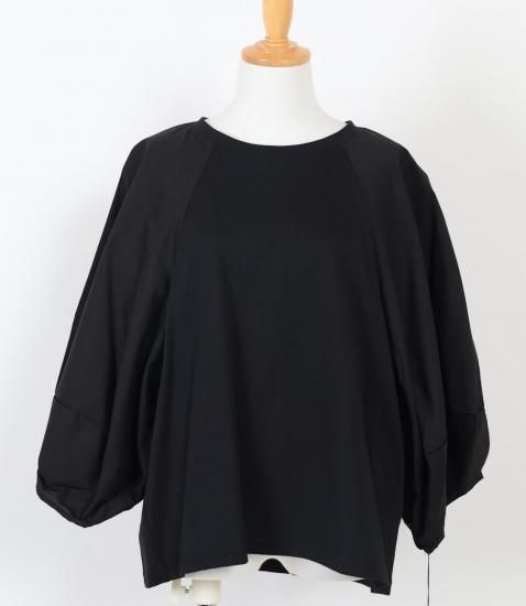 <img class='new_mark_img1' src='https://img.shop-pro.jp/img/new/icons11.gif' style='border:none;display:inline;margin:0px;padding:0px;width:auto;' />CLOCHE lantern sleeve TEE