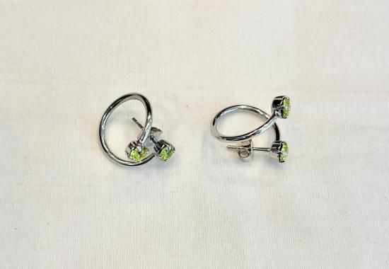 <img class='new_mark_img1' src='https://img.shop-pro.jp/img/new/icons11.gif' style='border:none;display:inline;margin:0px;padding:0px;width:auto;' /> JUSTINE CLENQUET MAXINE ACID GREEN EARRINGS
