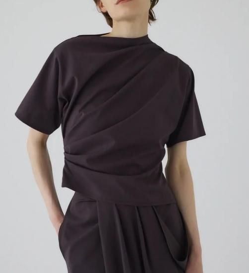 <img class='new_mark_img1' src='https://img.shop-pro.jp/img/new/icons11.gif' style='border:none;display:inline;margin:0px;padding:0px;width:auto;' />2025 RIM.ARKAsymmetry tuck cut tops