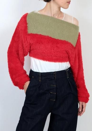 <img class='new_mark_img1' src='https://img.shop-pro.jp/img/new/icons11.gif' style='border:none;display:inline;margin:0px;padding:0px;width:auto;' />2025kotohaykozawaMULTI-WAY FUZZY SHORT TOP/RED