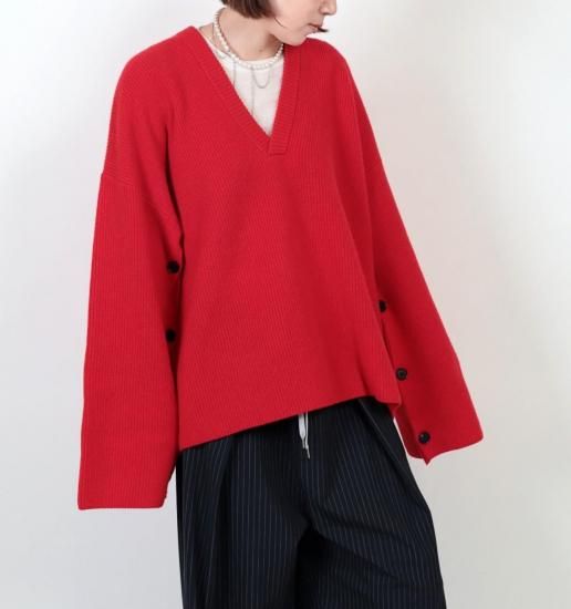 <img class='new_mark_img1' src='https://img.shop-pro.jp/img/new/icons11.gif' style='border:none;display:inline;margin:0px;padding:0px;width:auto;' />KAYLEWOOL OPEN SLEEVE PO / RED