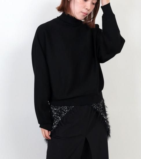 <img class='new_mark_img1' src='https://img.shop-pro.jp/img/new/icons11.gif' style='border:none;display:inline;margin:0px;padding:0px;width:auto;' />2025IIROT Wool Silk Turtle Knit /BLACK