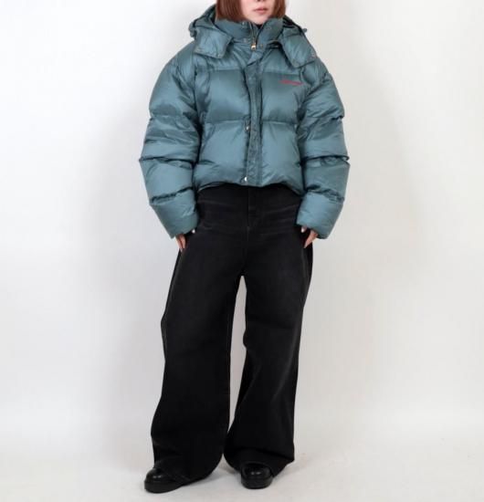 <img class='new_mark_img1' src='https://img.shop-pro.jp/img/new/icons11.gif' style='border:none;display:inline;margin:0px;padding:0px;width:auto;' />2025GREEN BUTTER Duck Down Puffer Jacket / GREY