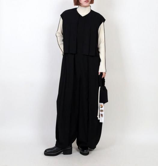 <img class='new_mark_img1' src='https://img.shop-pro.jp/img/new/icons11.gif' style='border:none;display:inline;margin:0px;padding:0px;width:auto;' />1 Tuck all-in-one /BLK