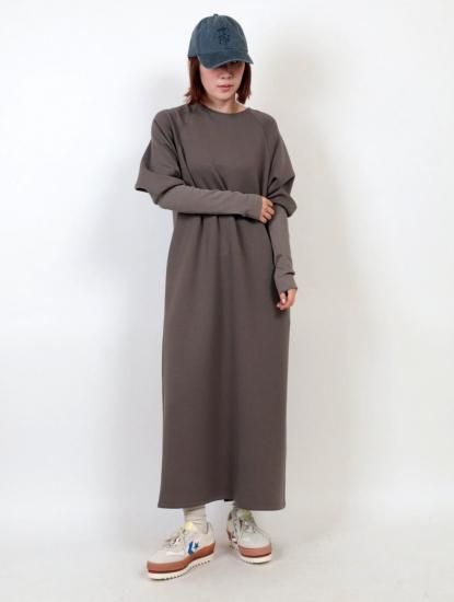 <img class='new_mark_img1' src='https://img.shop-pro.jp/img/new/icons11.gif' style='border:none;display:inline;margin:0px;padding:0px;width:auto;' />CLOCHE long rib double knit OP / GRG