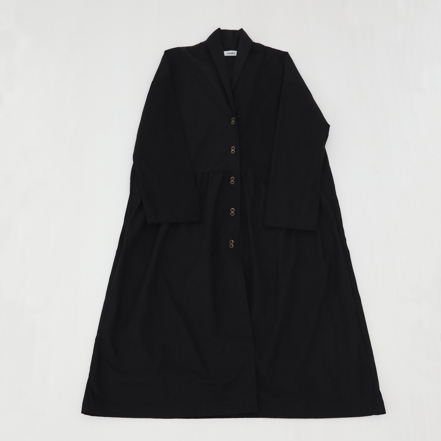 teacher`s gown / black