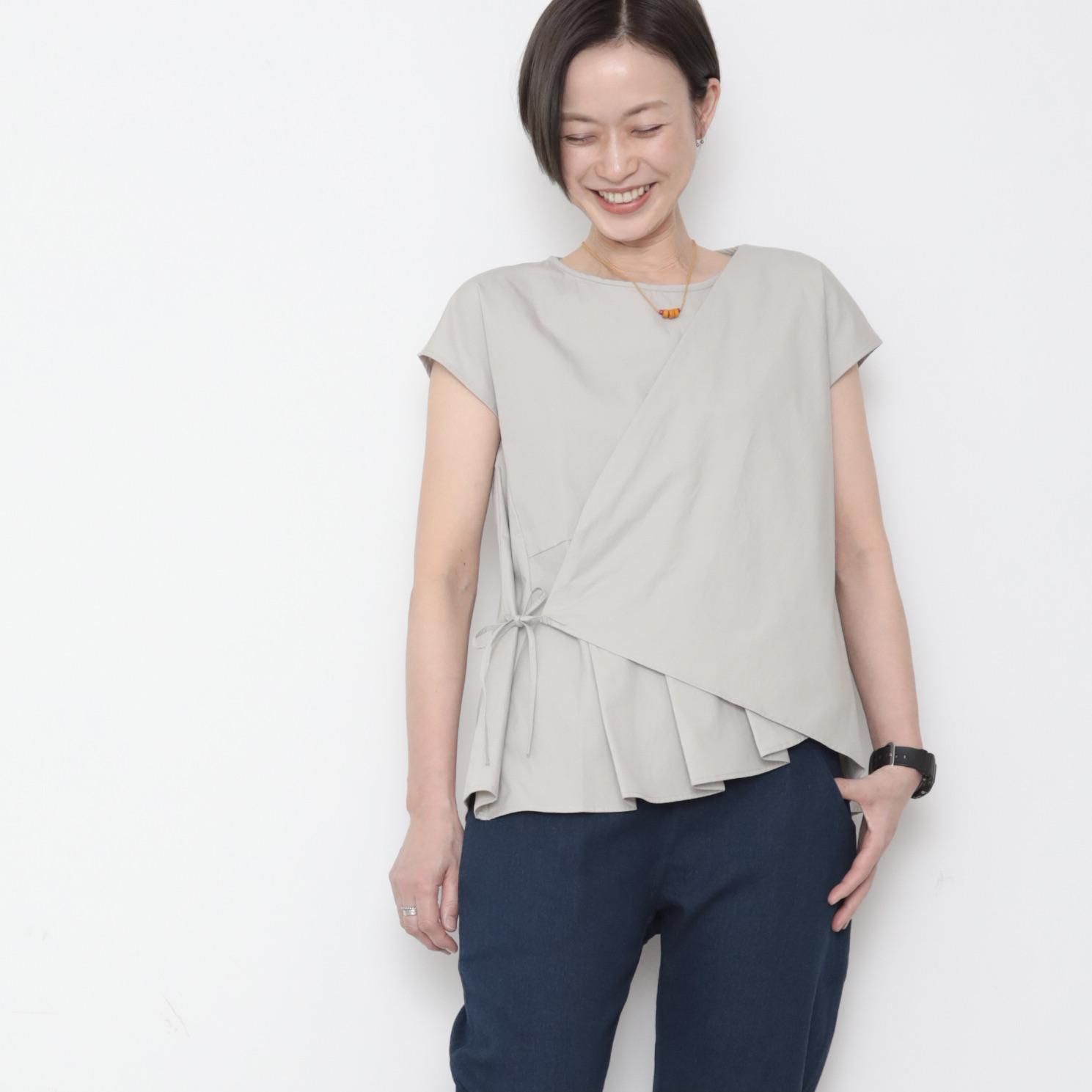 LEE tops 2023 / sky grey