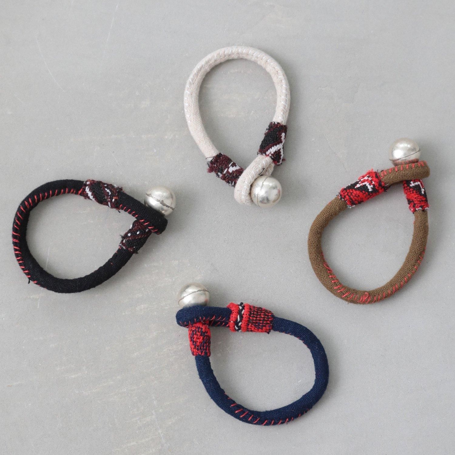 椿⭐K18留め具チョーカー⭐七宝焼チャーム⭐大振り⭐一点物⭐マグネット 楽天市場】チャームブレスレット ステンレス ゴールド シルバー 2連