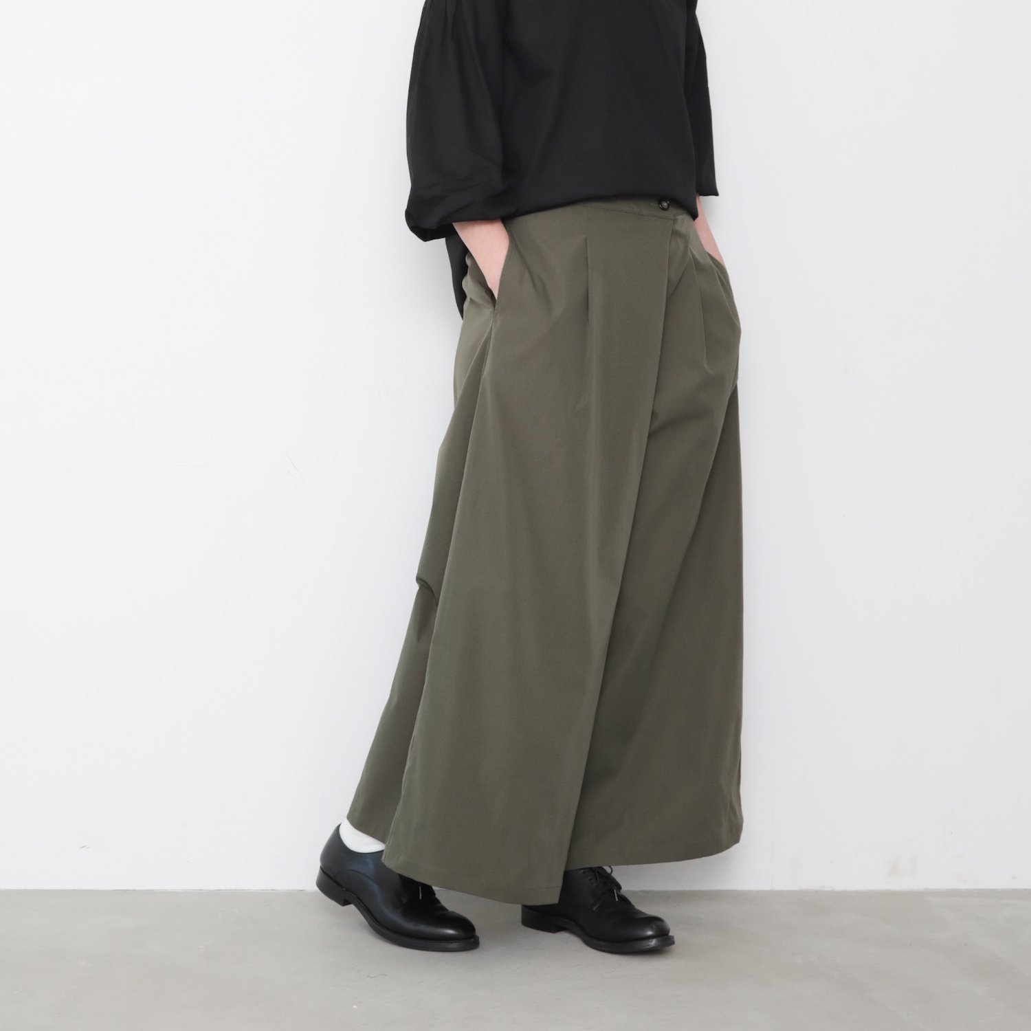 maki pants