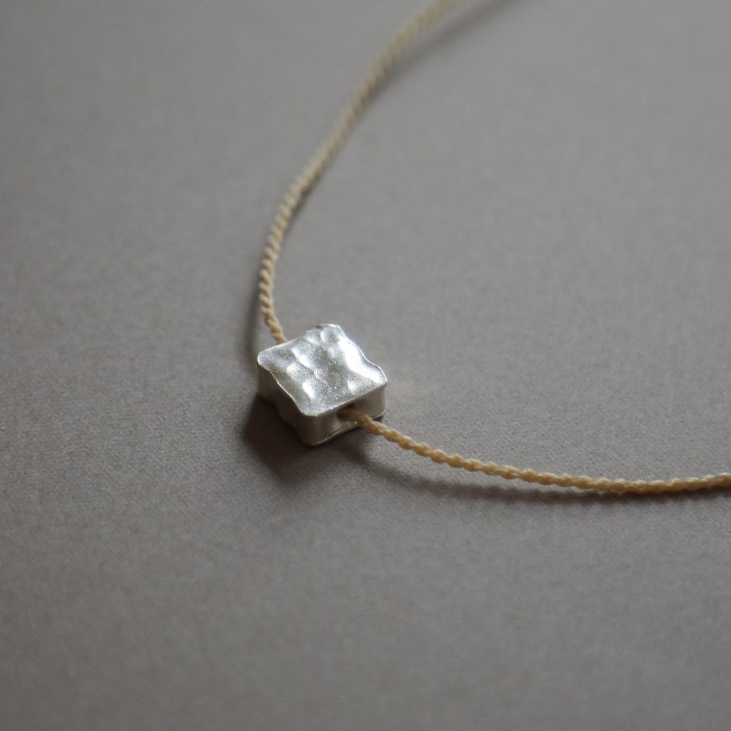 Karen silver neklace / shikaku