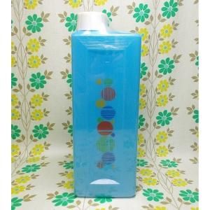 レトロプラスチック 水玉柄 冷水筒 ブルー