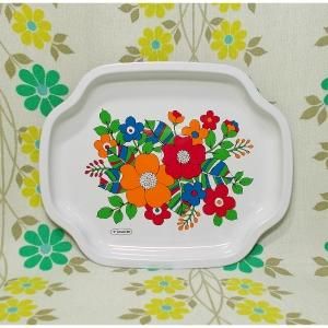 レトロポップ カラフル花柄 缶トレー