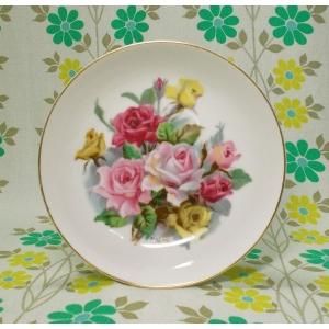 昭和レトロ 陶器製 薔薇花柄 小皿 φ15cm