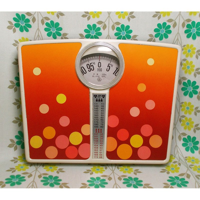 人気ブランドの 体重計 体重計 レトロ 健康用品