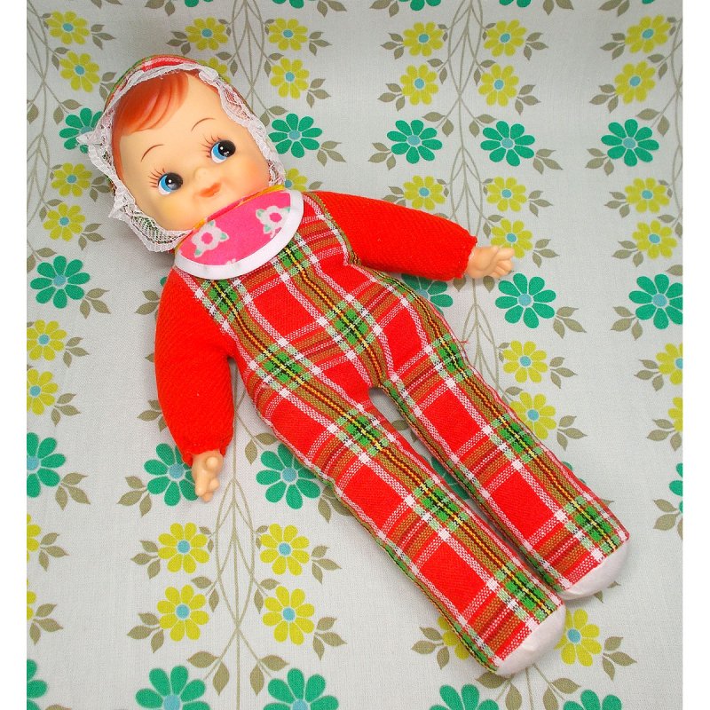 レトロポップ 可愛い赤ちゃんの抱き人形 赤 - USA＆レトロ雑貨の店 ...