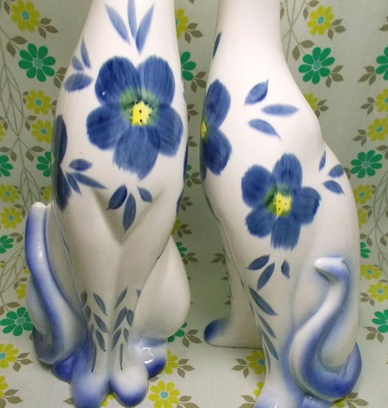 レトロポップ 陶器製 花柄 シャム猫のペア人形 - USA&レトロ レトロポップ 陶器製 花柄 シャム猫のペア人形 - USA&レトロ