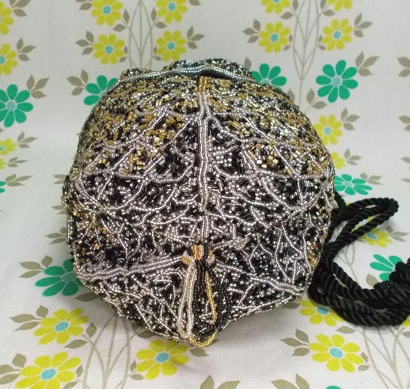 vintage 50's 巾着ビーズバッグ　ロカビリー レトロモダン ビーズ刺繍 巾着バッグ - USA＆レトロ雑貨の店