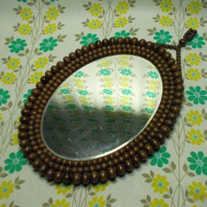 昭和レトロ 木製珠細工 オーバル型 壁掛けミラー 