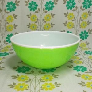 レトロプラスチック サンボール ミキシングボウル18cm グリーン