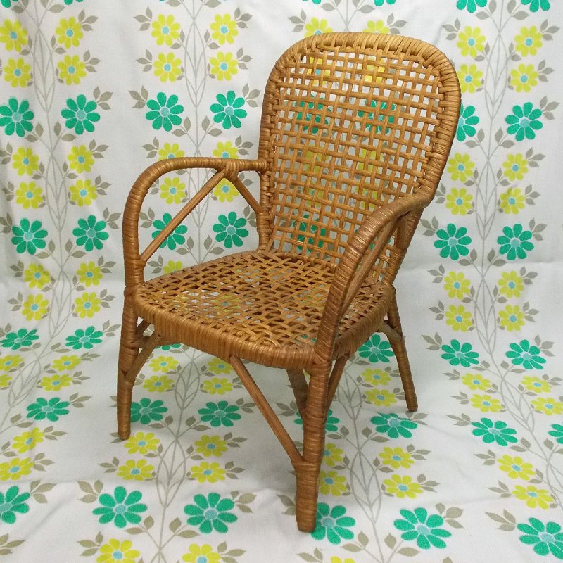 昭和レトロ 人形用 籐の椅子 - USA＆レトロ雑貨の店 RERA RERA RU
