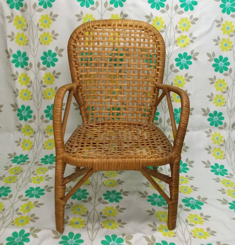 昭和レトロ 人形用 籐の椅子 - USA＆レトロ雑貨の店 RERA RERA RU 