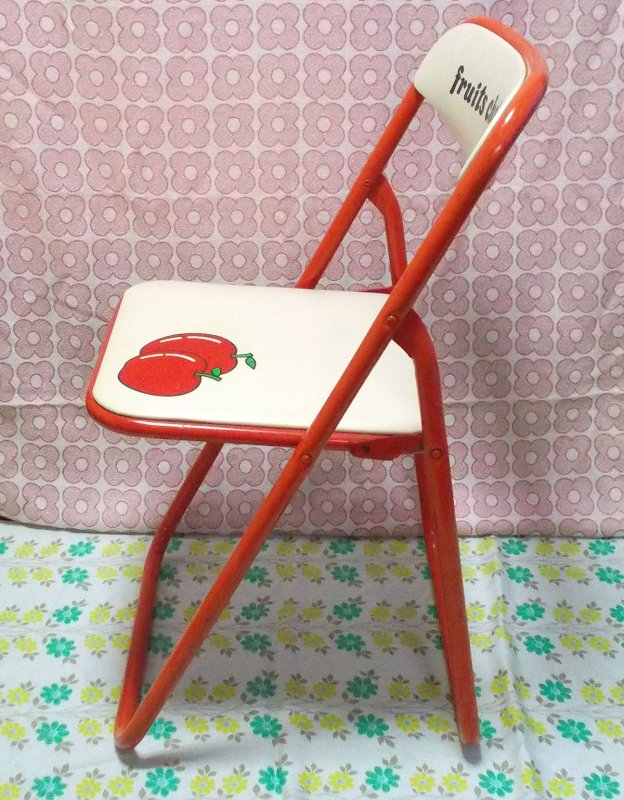 人気定番の 昭和レトロポップ椅子 古いブラスチックスツール 家具 