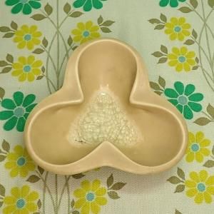 ビンテージ 陶器製 アシュトレイ ミニ灰皿 ベージュ