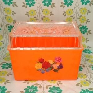 レトロプラスチック 薔薇花柄 プレス模様 パンケース オレンジ
