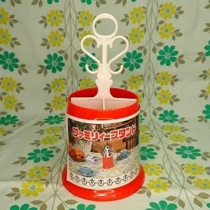レトロプラスチック ファミリィースタンド レッド