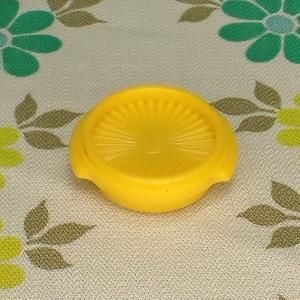 オールドタッパーウェア ベルポピー型 マグネット
