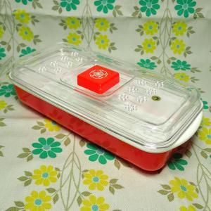 レトロプラスチック すのこ付き クリーンバット小 花柄 赤